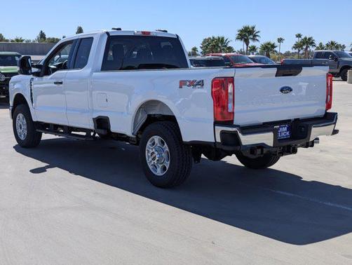 2025 Ford F-350 XLT
