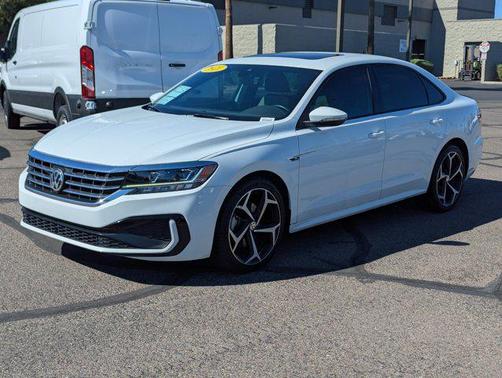 2021 Volkswagen Passat 2.0T R-Line