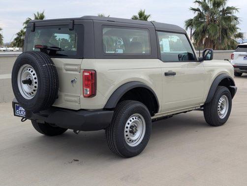 2025 Ford Bronco Base