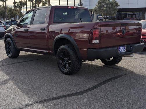 2024 RAM 1500 Classic Warlock Crew Cab 4x2 5'7' Box