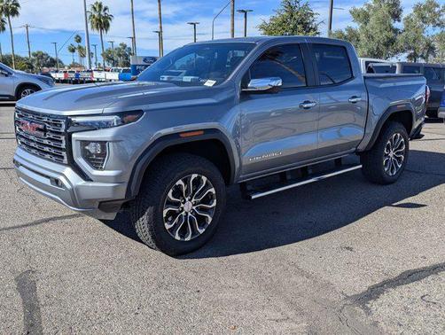 2025 GMC Canyon Denali