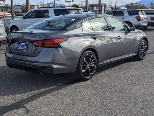 2024 Nissan Altima SR FWD