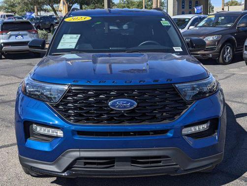 2023 Ford Explorer ST-Line