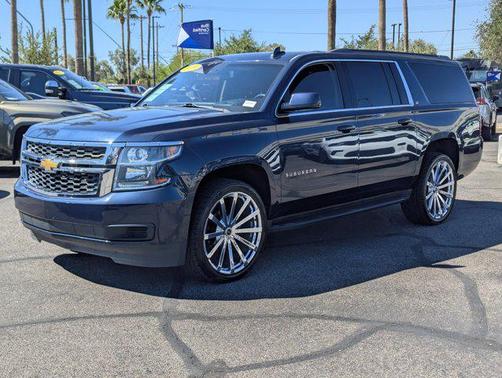 2019 Chevrolet Suburban LT