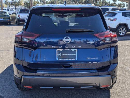 2025 Nissan Rogue SL