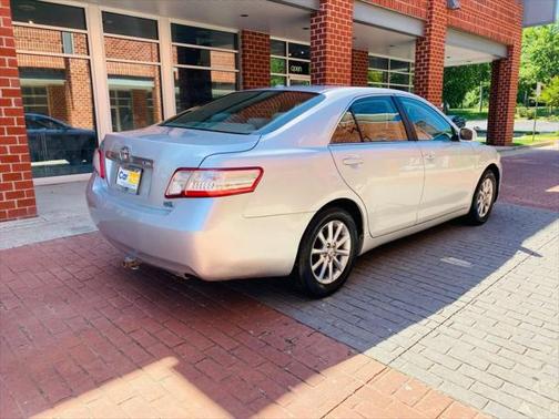 2010 Toyota Camry Hybrid Base