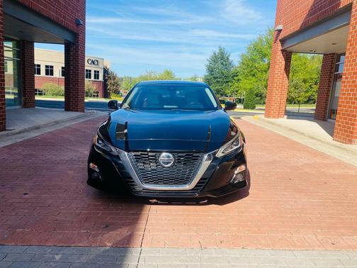 2020 Nissan Altima Platinum FWD