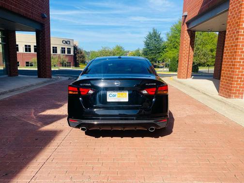 2020 Nissan Altima Platinum FWD