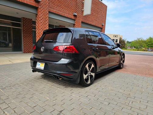 2016 Volkswagen Golf GTI 2.0T Autobahn w/Performance Package 4-Door