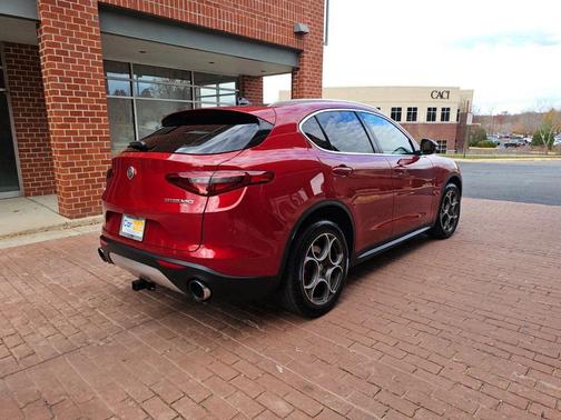 2018 Alfa Romeo Stelvio Ti Sport