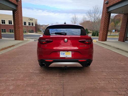 2018 Alfa Romeo Stelvio Ti Sport