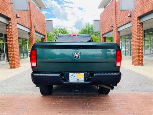 2017 RAM 2500 Tradesman Crew Cab 4x4 8' Box