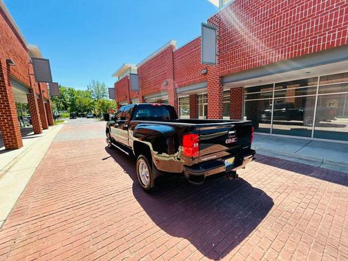 Onyx Black 2015 GMC Sierra 3500 Denali