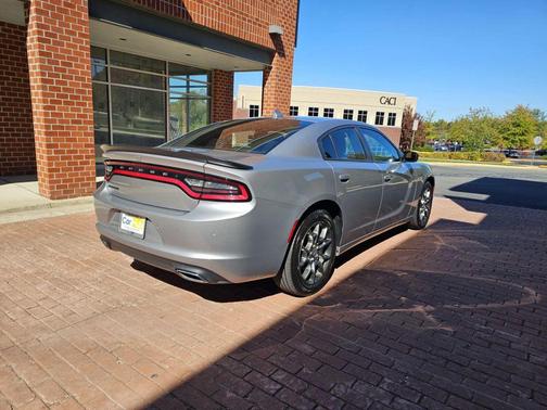 2017 Dodge Charger SXT
