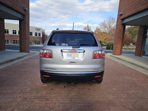 2011 GMC Acadia SLT-1