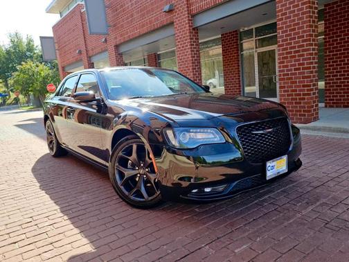 2022 Chrysler 300 S