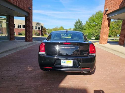 2022 Chrysler 300 S