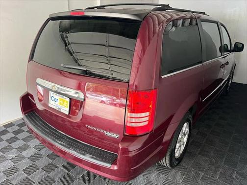 2009 Chrysler Town & Country Touring