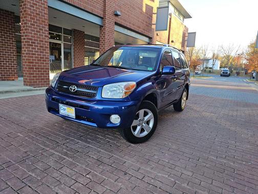 2005 Toyota RAV4 Base