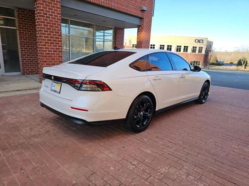 2025 Honda Accord Sport SE 1.5T