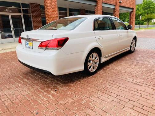 2011 Toyota Avalon Limited