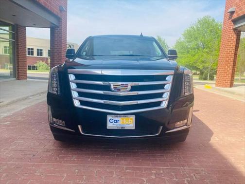 2017 Cadillac Escalade Sport