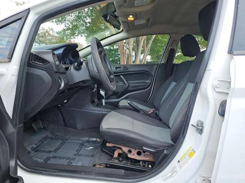 2015 Ford Fiesta S