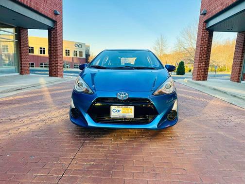 2015 Toyota Prius c One