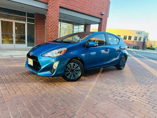2015 Toyota Prius c One