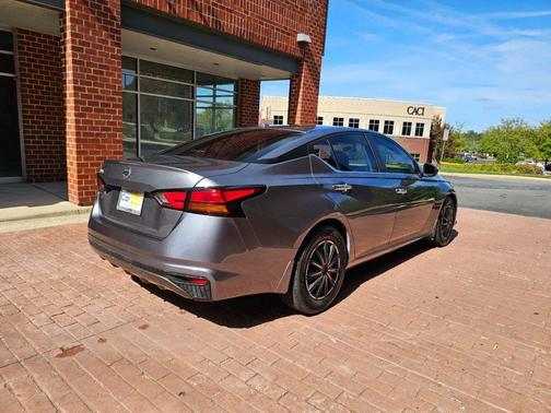 2020 Nissan Altima S FWD