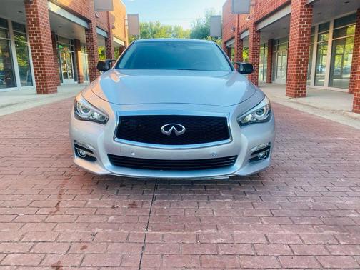 2015 INFINITI Q50 Premium