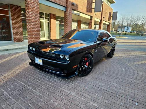Pitch Black Clearcoat 2021 Dodge Challenger SRT Hellcat