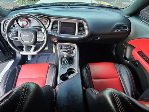 Pitch Black Clearcoat 2021 Dodge Challenger SRT Hellcat