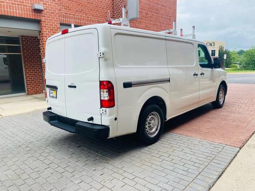 2015 Nissan NV Cargo NV1500 S V6