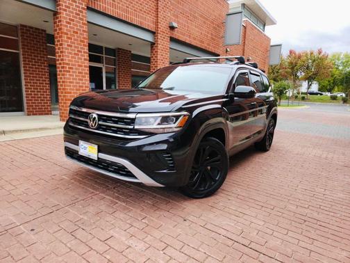 2021 Volkswagen Atlas SE 4Motion w/Tech Pkg Sport Utility 4D