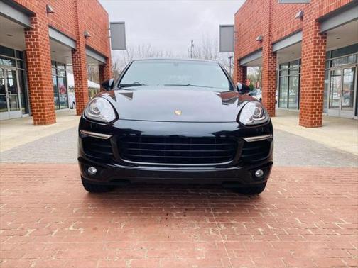 2018 Porsche Cayenne Platinum Edition