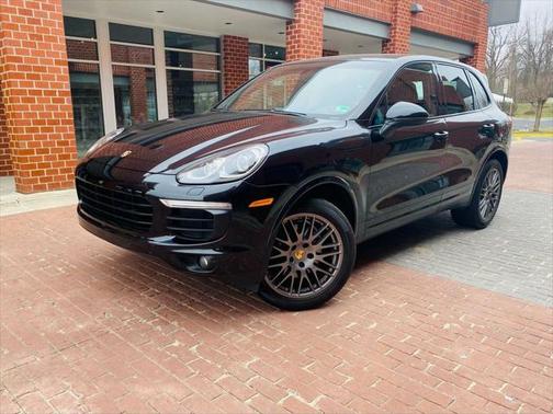 2018 Porsche Cayenne Platinum Edition