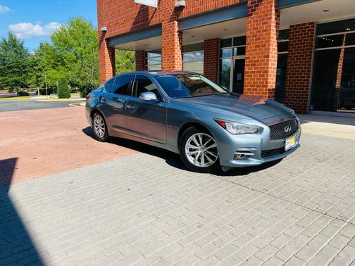 2015 INFINITI Q50 Premium