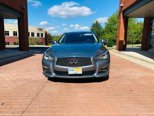2015 INFINITI Q50 Premium