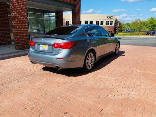 2015 INFINITI Q50 Premium