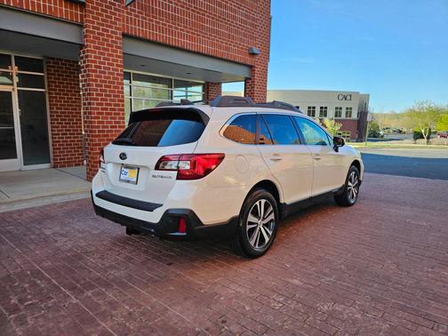 2018 Subaru Outback 2.5i Limited