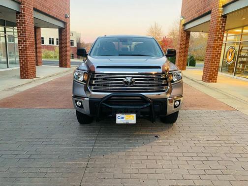 2019 Toyota Tundra SR