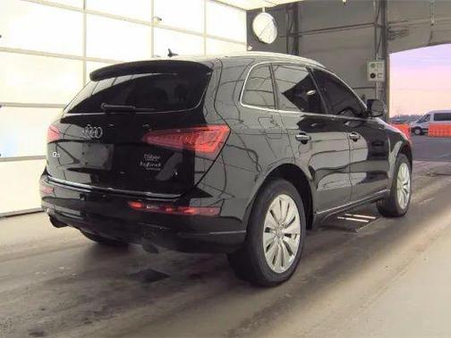 2015 Audi Q5 hybrid 2.0T Prestige