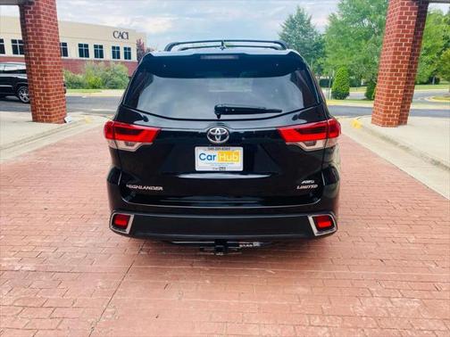 2019 Toyota Highlander Limited Platinum
