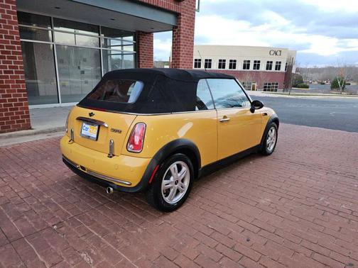 2008 MINI Cooper Base