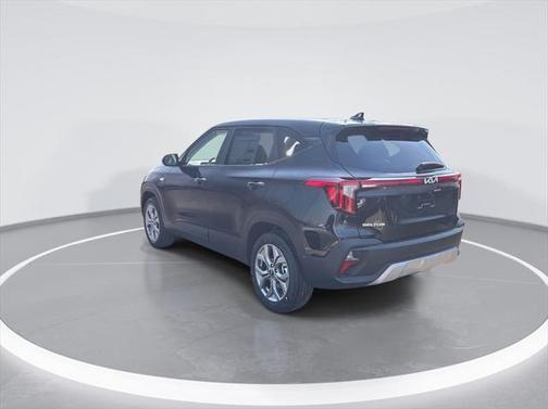 2025 Kia Seltos LX