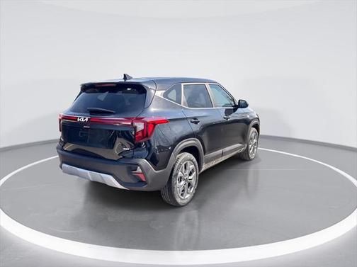 2025 Kia Seltos LX
