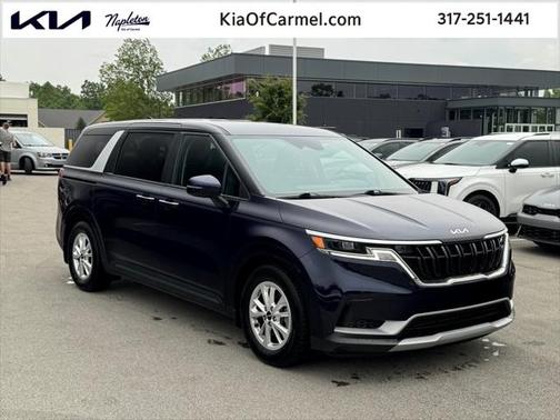 2023 Kia Carnival LX