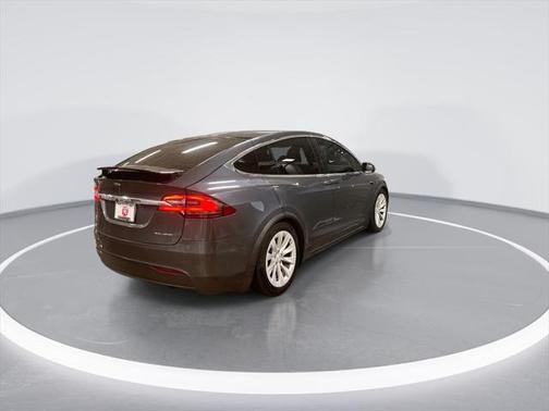 2019 Tesla Model X Long Range