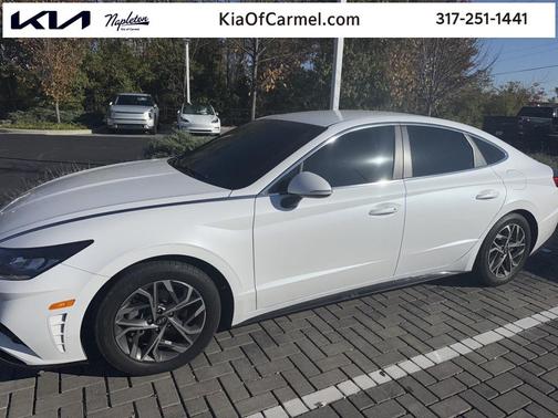 2022 Hyundai SONATA SEL